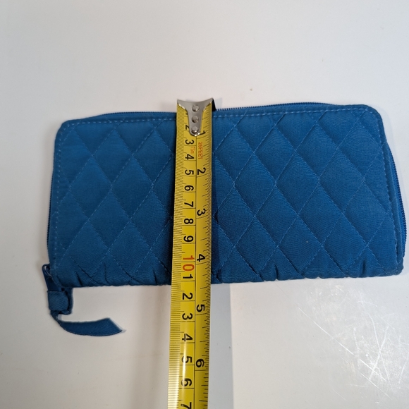 Vera Bradley Blue Quilted Wallet - Picture 8 of 8